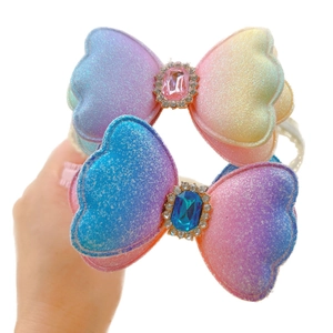 Serre-têtes pailletés dégradés arc-en-ciel pour filles avec détails de bijoux et nœud