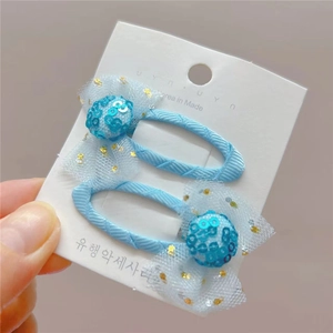Paire de barrettes à nœuds pailletés bleu clair pour filles sur carte support
