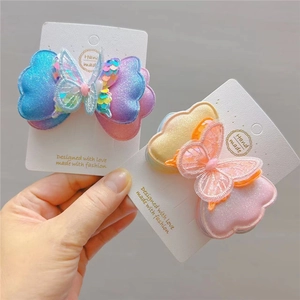 Détails des barrettes papillon faites main avec paillettes et broderie en maille