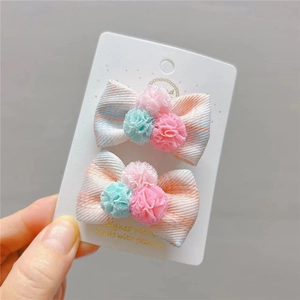 Set di fermagli per capelli a quadretti per bambine con pompon rosa e verde menta
