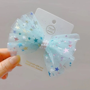 Barrette à cheveux nœud en maille bleu clair avec étoiles colorées et perles fille