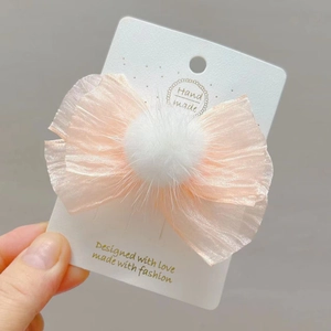 Pinza para el pelo con lazo de malla rosa y pompón de piel sintética para niñas