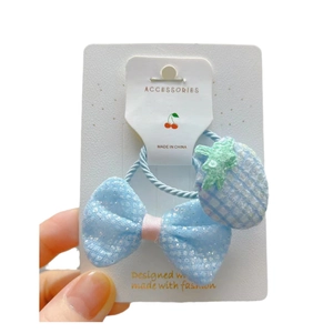 Lot de chouchous pour filles avec nœud pailleté bleu clair et décor de fraise