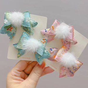 Chinesischer Stil Schleife Haarklammern Mit Kunstfell Pom-pom Mädchen Kinder Neujahr Festlich Traditionell Blumen Haarschmuck