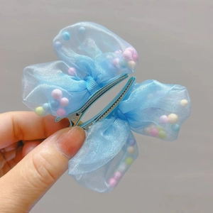 Simpatici fermagli per capelli a fiocco blu con pompon colorati per bambine, clip a becco