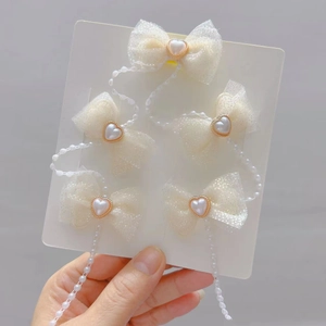 Beige Mesh-Haarschleifen-Set mit Herzperlen und langen Perlenketten für Mädchen