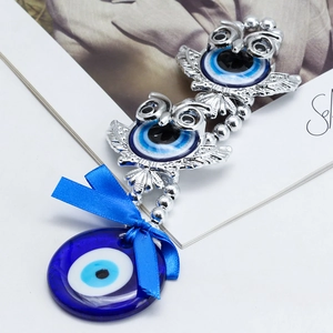 Ciondolo gufo malocchio con charm in vetro blu e nastro per decorazione casa e auto