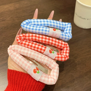 Barrette à Cheveux Douce à Carreaux Gingham Avec Broderie Cerise Clip BB Enveloppé de Tissu pour Femmes Filles Accessoires de Cheveux