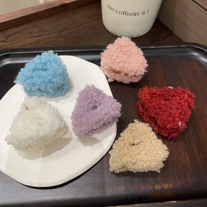 Graziosa Molla per Capelli a Triangolo in Peluche per Donna Ragazza Autunno Inverno Piccoli Fermagli in Pelliccia Sintetica Accessori