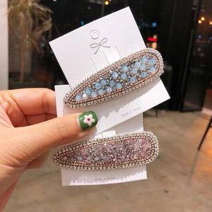 Barrettes élégantes avec strass étincelants en bleu clair et rose, style coréen