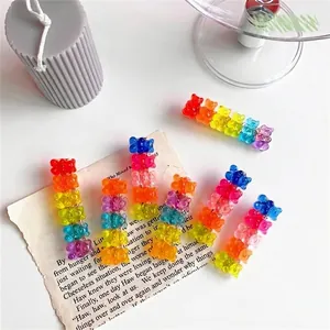 Barrettes à cheveux ours en résine aux couleurs de l'arc-en-ciel avec fini brillant