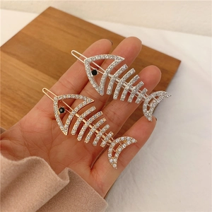Sweet Rhinestone Fishbone Hair Clip Alloy Side Clip Korean Style Sparkling Hairpin For Women Girls Daily Cute Hair Accessories
