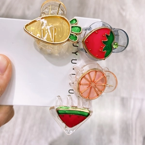 Lot de mini pinces à cheveux aux formes de fruits fraise carotte et pastèque mignonnes