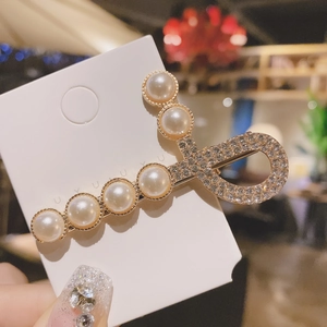 Élégante Pince à Cheveux en Alliage avec Künstliche Perles et Strass Style Coréen Doux Pince à Bec Or Métal Barrette pour Femmes Bijoux