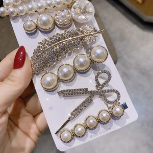 Set de 6 barrettes dorées avec perles et strass aux motifs de plumes et de nœuds élégants
