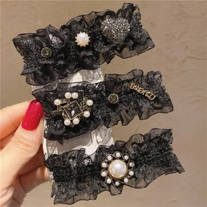 Retro black lace hair clips with pearls and rhinestones in a 3-piece set for women
