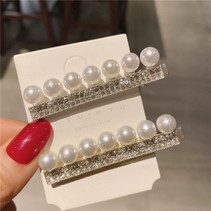 Ensemble de barrettes à cheveux étincelantes avec strass et perles sur alliage argenté
