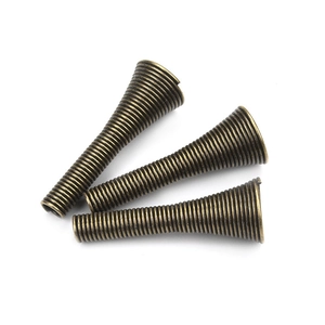 Trois embouts coniques en bronze antique pour la fabrication de bijoux et accessoires DIY