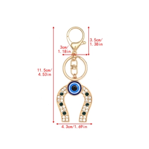 Detailed size measurement of golden horseshoe evil eye keychain with rhinestones