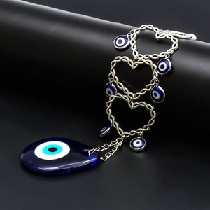 Portachiavi malocchio blu turco con goccia di vetro e maglie a cuore in argento