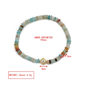 Detailed view of evil eye beaded bracelet showing 195mm circumference and bead size specifications