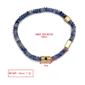 Detail shot of Evil Eye beaded bracelet showing 185mm circumference and 7.2g weight specs