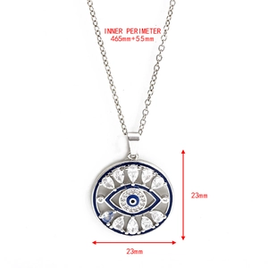 Détails du collier œil maléfique avec dimensions et cristaux blancs en forme de goutte