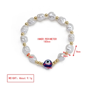 Detail showing pearl evil eye bracelet size measurements 180mm inner circumference
