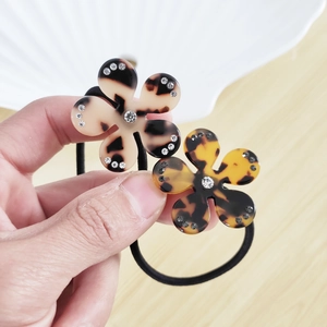 Élastiques à Cheveux Élégants en Acétate Fleur Écaille de Tortue Léopard Incrusté de Strass Bandeaux Élastiques pour Femmes Accessoires Quotidiens