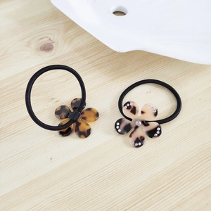 Élastiques à cheveux avec fleurs léopard, strass et motif écaille en acétate