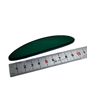 Dunkelgrüne ovale minimalistische Haarspange in Matt-Optik mit 10,2 cm Maßstab