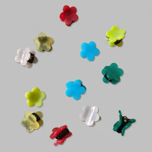 Mini pinces à cheveux en forme de fleur, couleurs variées en résine avec ressort solide
