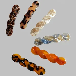 Lot de six barrettes à cheveux en acétate français avec motifs écaille et marbre