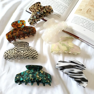 Set of 6 premium large 9cm hair claws in tortoiseshell and marble patterns for thick hair