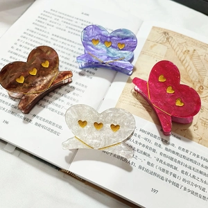 Vintage Heart Shaped Acrylic Hair Claw Clip For Women Elegant Marble Pattern Shark Clip Sweet Hair Accessories