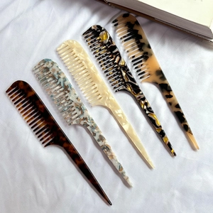 Five-piece set of tortoiseshell acetate wide-tooth pointed tail combs for hair styling