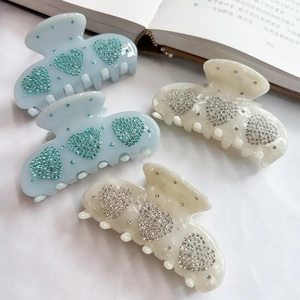 Pince à Cheveux Forme de Cœur en Acétate Design de Niche Avec Ornement en Strass Accessoires de Coiffure Style Français pour Femme