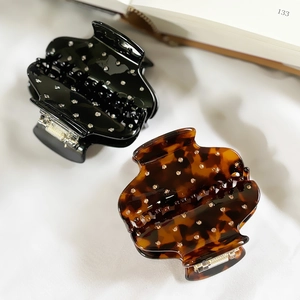Pinces à cheveux élégantes en acétate avec strass, coloris noir et écaille