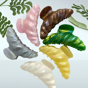 Large French Elegant Acrylic Hair Claw Clip For Women Artificial Pearl Marble Texture Shark Hair Clips For Thick Hair Styling Headwear