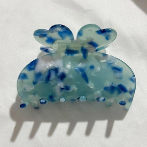 Pince à cheveux papillon en acétate motif marbre bleu et blanc style français chic