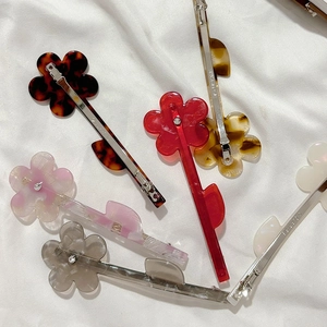 Lot de barrettes à fleurs à la française en acétate coloré avec pinces métalliques