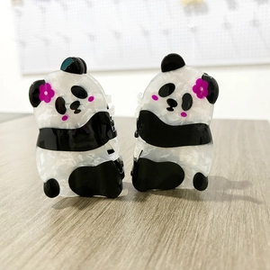 Pince à Cheveux Panda Mignonne en PVC Texture Marbre pour Femmes Filles Accessoires de Cheveux Motif Animal Doux Cadeau