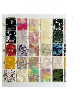 Échantillons de couleurs détaillés avec motifs marbrés et écaille pour pinces à cheveux de 13 cm