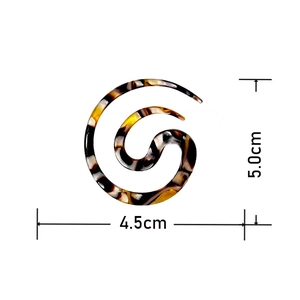 French minimalist tortoiseshell spiral hair pins in 4.5cm and 5cm sizes for buns