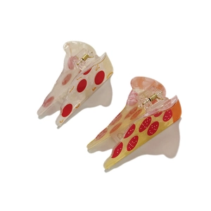 Creative pizza-shaped hair claw clip made of yellow acetate for French style hairstyles