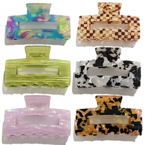 Set of 6 French hollow square PVC hair claws with marble and checkerboard patterns