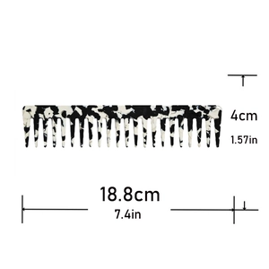 Peigne à cheveux minimaliste en acétate à motif marbre, dimensions 18,8 cm par 4 cm pour coiffage