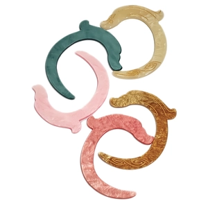 Retro dragon pattern hair pins in five acetate resin colors for traditional hairstyles