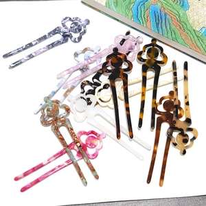 U-shaped acetate hair fork with vintage Chinese cloud pattern in various marble colors