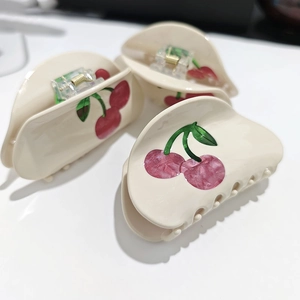 French Style Cute Sweet Cherry Pattern Hair Claw Clip For Women Creamy White Acrylic Shark Clip Hair Accessories